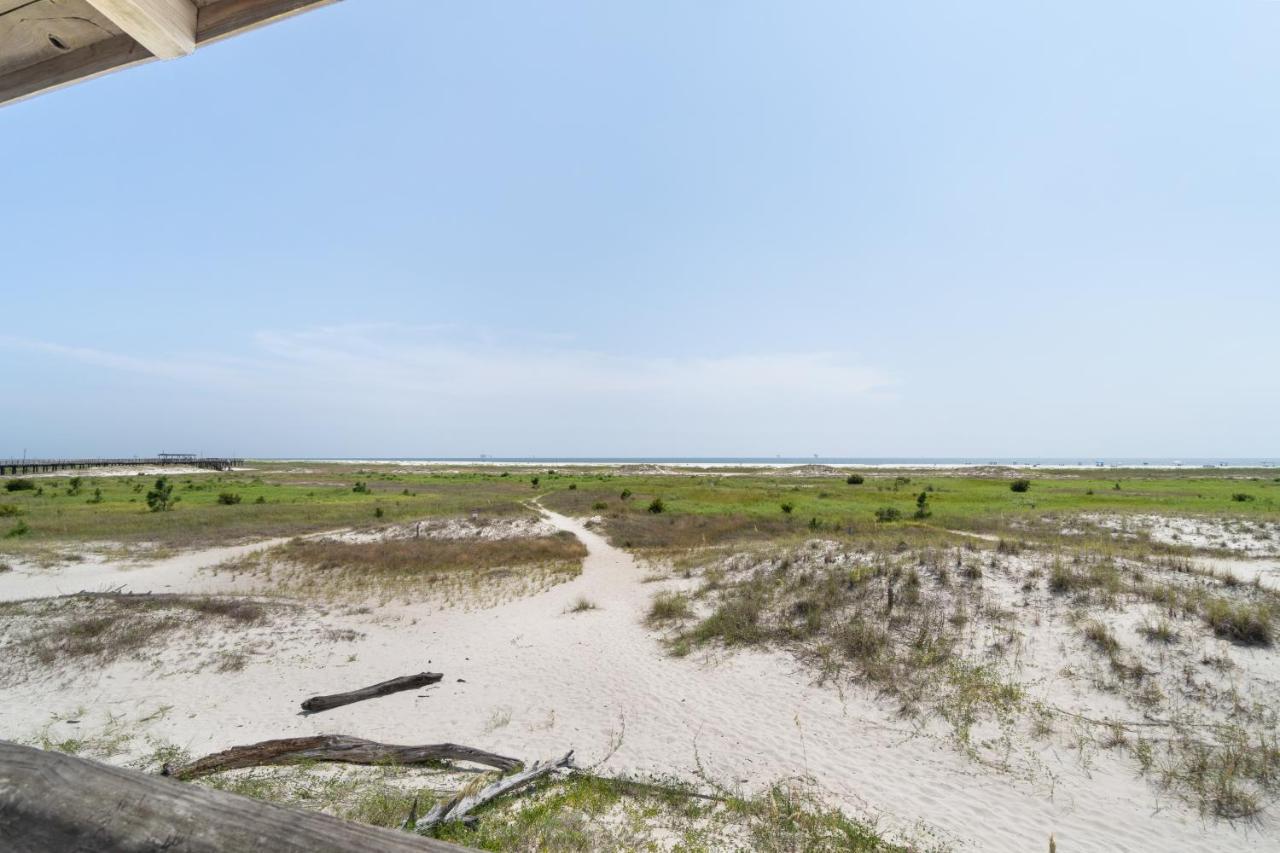 Beach Cottage East ドーフィン・アイランド エクステリア 写真